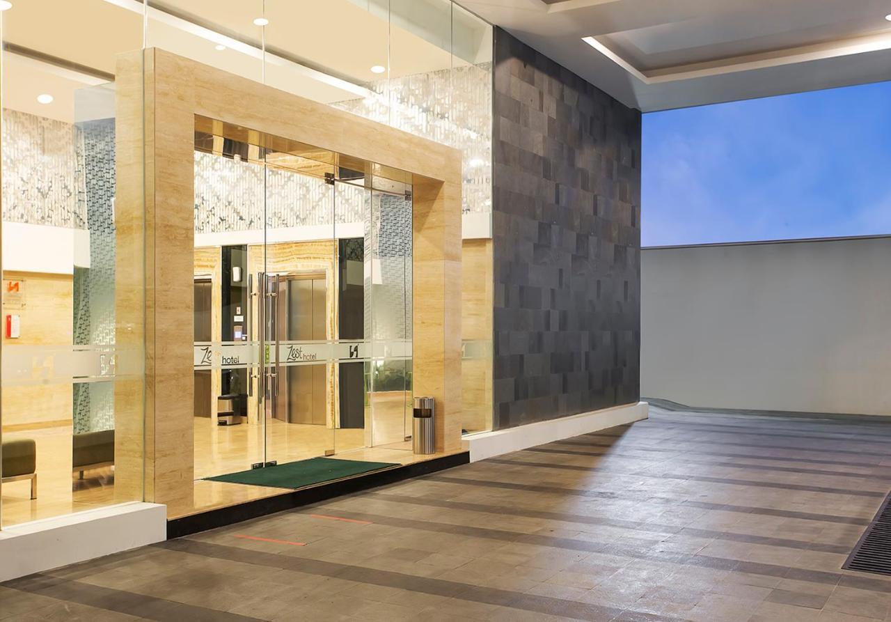Zest Parang Raja Solo By Swiss-Belhotel International Bonorejo Exterior foto